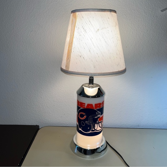 VTG Chicago Bears NFL Team Tavern Lamp Night Light  Football original Lamp Shade - Picture 1 of 9